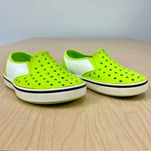 Native Shoes Miles Boys 7 Girls Child C7 Sunny Green Shell White Vegan Sneakers